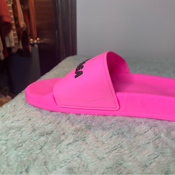 Authentic Balenciaga Pink Slides - Picture 5 of 6